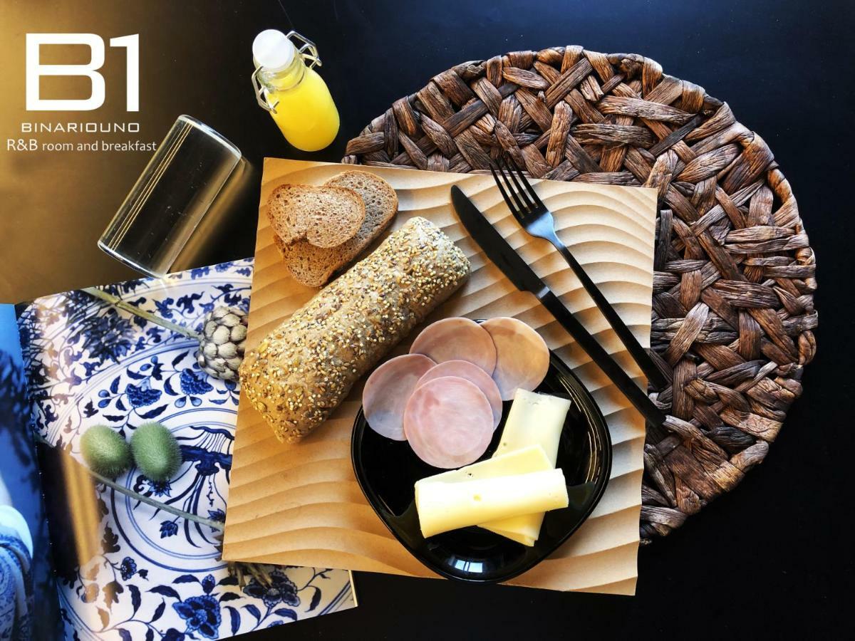 ボローニャ Binariouno Bed & Breakfast エクステリア 写真