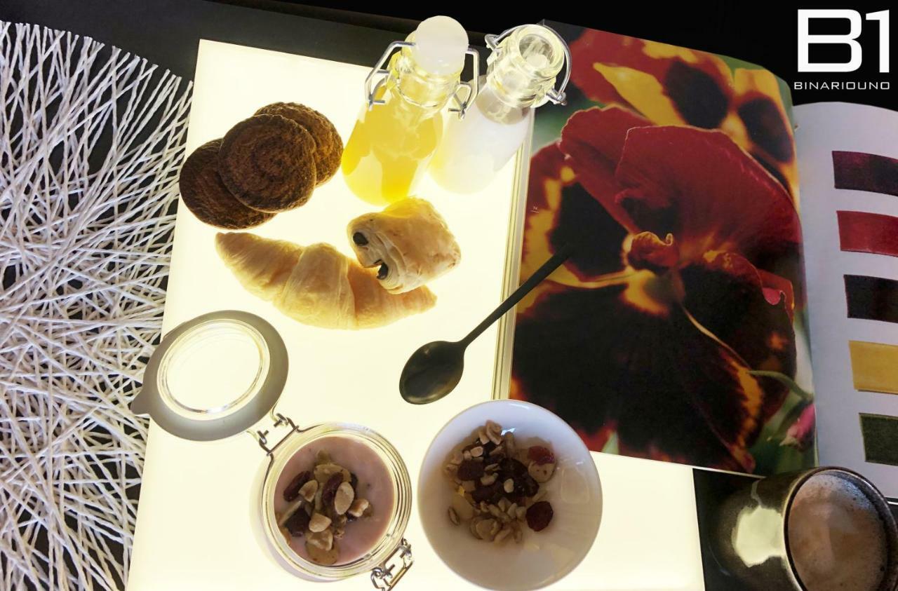 ボローニャ Binariouno Bed & Breakfast エクステリア 写真
